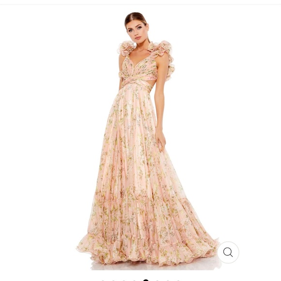 Mac Duggal Dresses & Skirts - Mac Duggal Ruffled Chiffon Gown